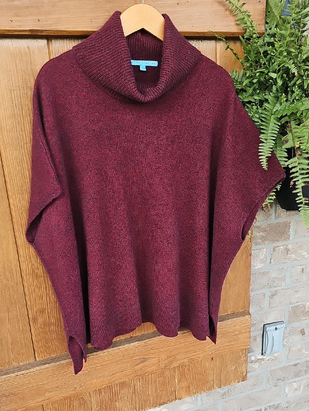 ANTONIO MELANI Burgundy Turtleneck Cashmere Poncho Sweater